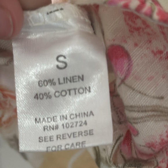 Harvé Bernard Linen Cotton Blend Floral Button Down Top Light Airy Size Small - Picture 6 of 7
